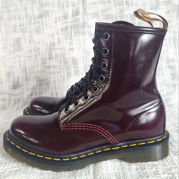 New Dr. Martens Cherry Red Air Wair Vegan RubOff 1460 Lace Up Boots - Picture 8 of 15